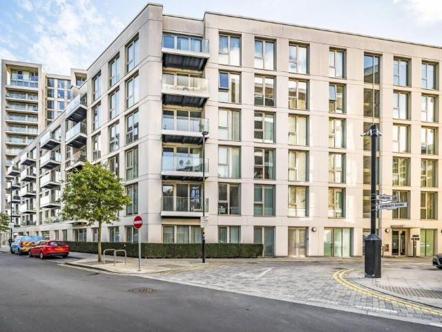 Liner House, Royal Wharf, London, E16 1 bed apartment to rent £2,099 pcm £484 pw