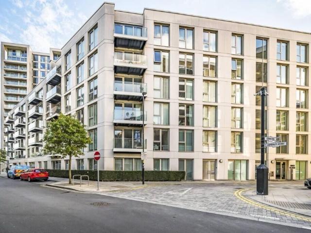 Liner House, Royal Wharf, London E16, 1 bed flat to rent, £2,349 pcm | PrimeLocation