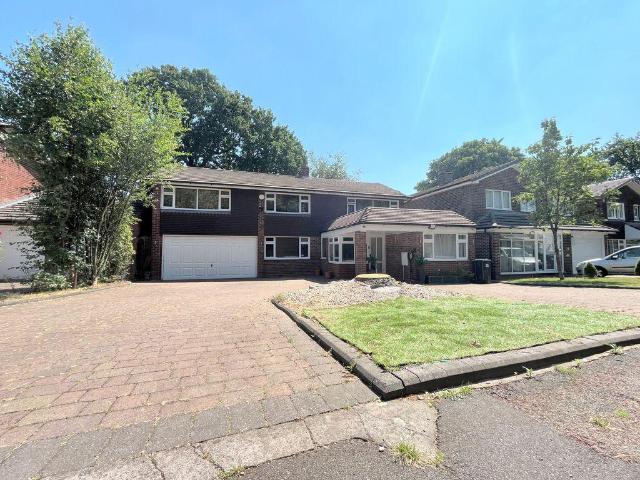 Linforth Drive, Sutton Coldfield B74 4 bed detached house to rent £2,600 pcm £600 pw