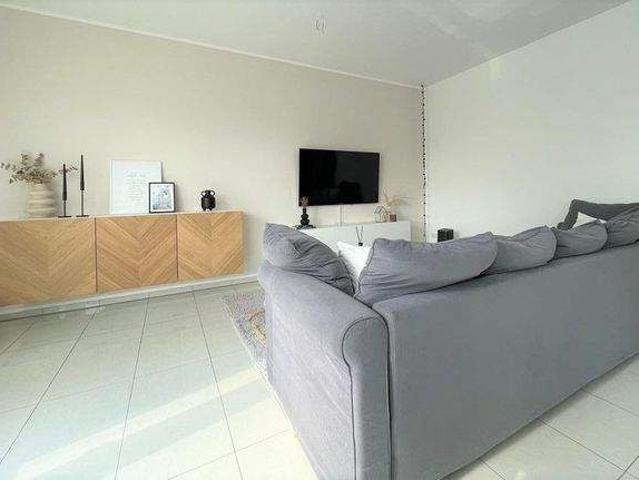 Lingen City: 3 Zi. Whg ca. 95 m² im 1.OG, EBK, Stellplatz, Badewanne und großem West Balkon zum 01.10.2026