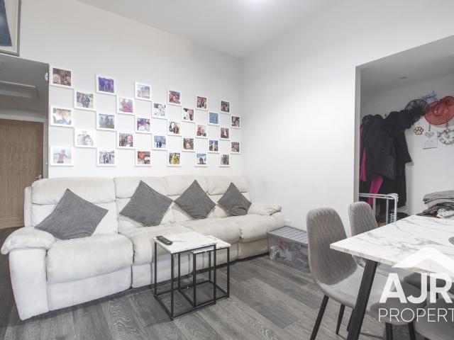 Lingfield Crescent, London SE9, 2 bed flat to rent, £1,500 pcm | PrimeLocation