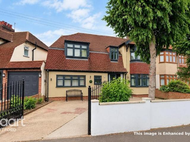 Lingfield Avenue, DARTFORD 1 bed in a house share to rent £900 pcm £208 pw