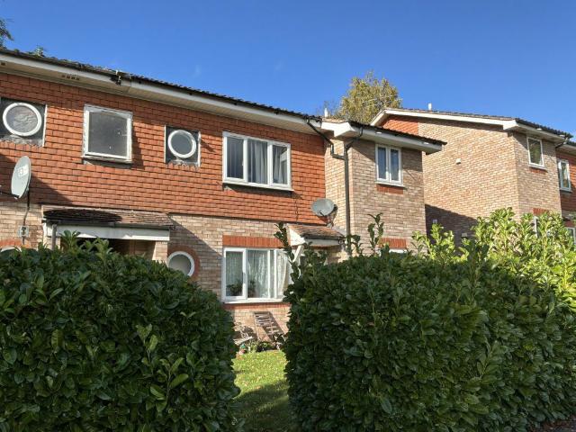 Lingfield Walk, Bobblestock, Hereford HR4, Studio to rent, £575 pcm | PrimeLocation