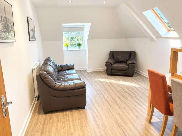 Linkfield Place, Batts Hill, Redhill, Surrey, RH1