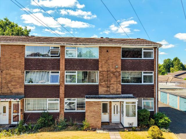 Links View, Sutton Coldfield, West Midlands B74, 2 bed flat to rent, £1,050 pcm | PrimeLocation