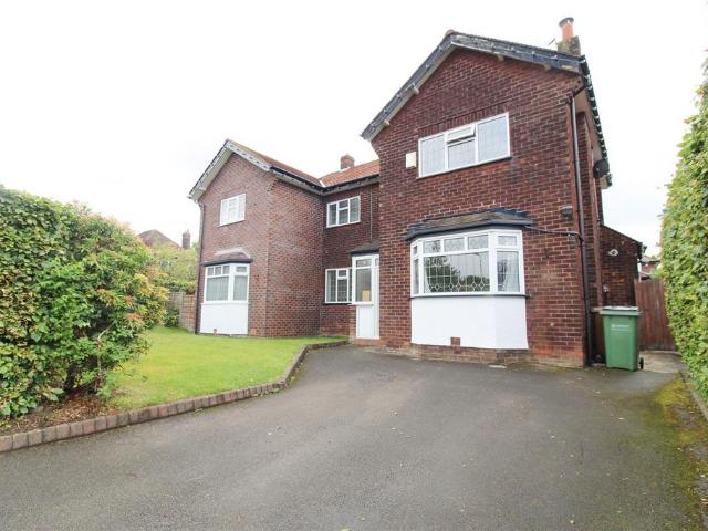 Links Road, Romiley, Stockport 5 bed detached house to rent £1,900 pcm £438 pw