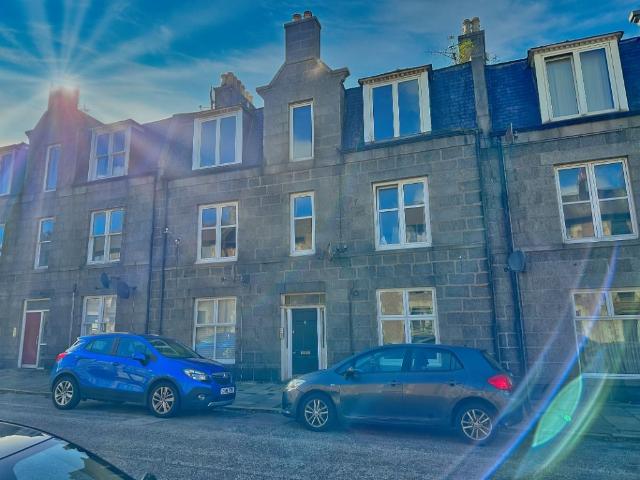 Linksfield Place, Linksfield, Aberdeen AB24, 1 bed flat to rent, £525 pcm | PrimeLocation