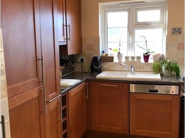 Linksview, London N2, 2 bed flat to rent, £2,250 pcm | PrimeLocation