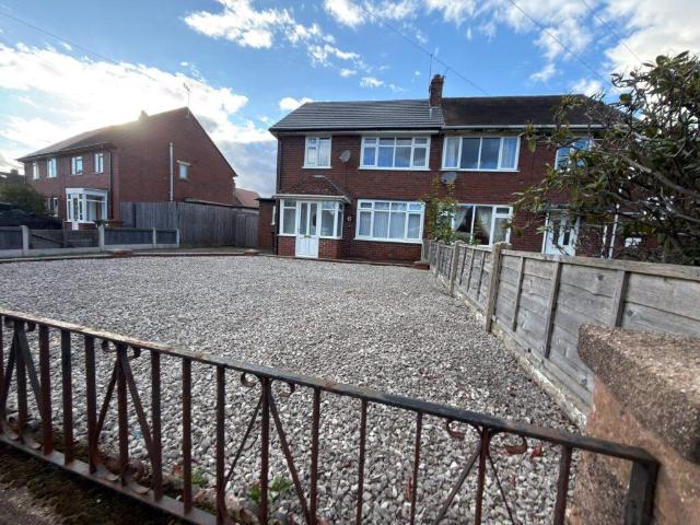 Linley Road, Walsall, WS4 1HL 3 bed semi detached house to rent £1,200 pcm £277 pw