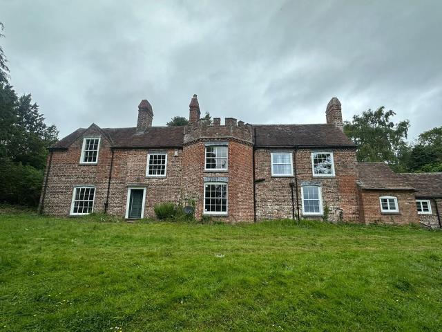 Linley, TF12 5 bed cottage to rent £2,800 pcm £646 pw
