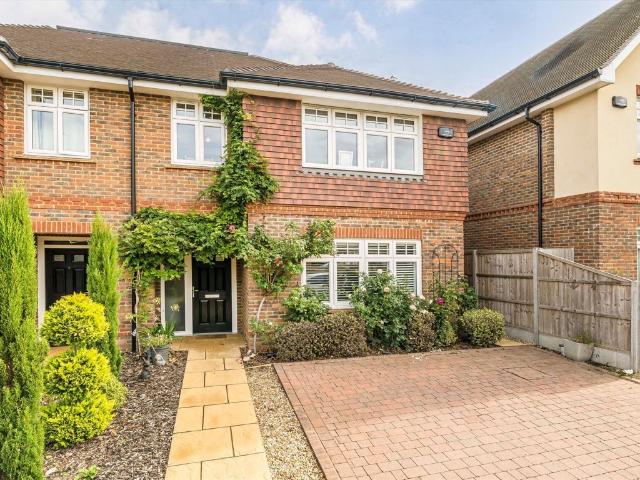 Linnet Close, Epsom KT17, 4 bed semi detached house to rent, £3,250 pcm | PrimeLocation