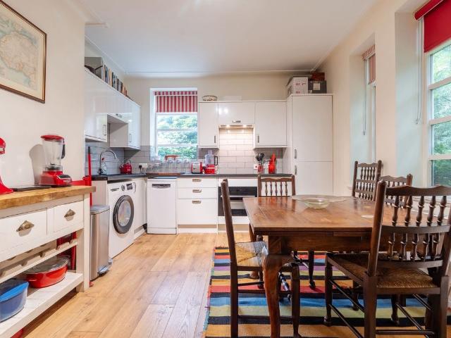 Linnet House, Liverpool L8, 2 bed flat to rent, £1,100 pcm | PrimeLocation