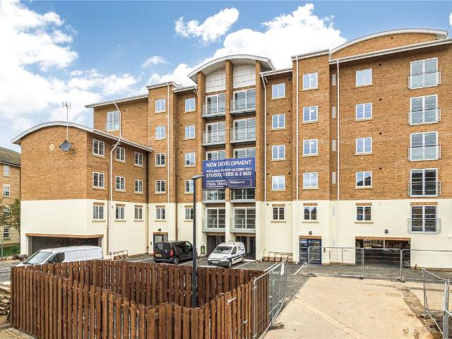 Lion Court, Southbridge, Northampton, Northamptonshire NN4, 2 bed flat to rent, £1,025 pcm | PrimeLocation