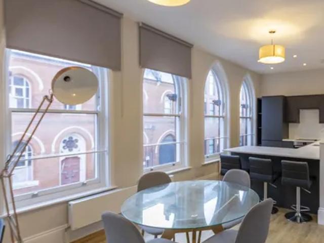 Lion Court, 100 Warstone Lane, Birmingham, B18 6PX, United Kingdom | 3 bed apartment for rent #136606585 | Rentberry