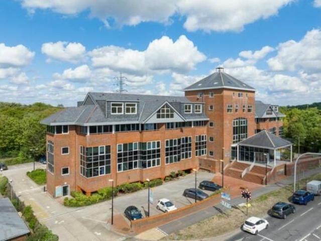 Liongate, Ladymead, Guildford GU1, 1 bed flat to rent, £1,550 pcm | PrimeLocation