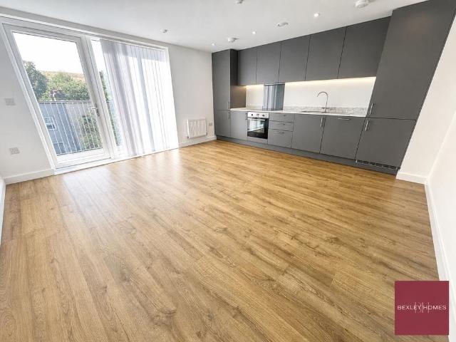 Liberty Court, Stone DA2, 2 bed flat to rent, £1,950 pcm | PrimeLocation