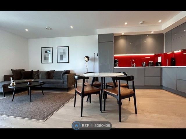 Liberty House, Egham TW20, 2 bed flat to rent, £1,650 pcm | PrimeLocation