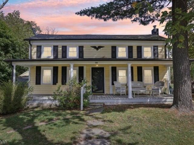 Libertyville Rd, Wantage Township, Home For Sale