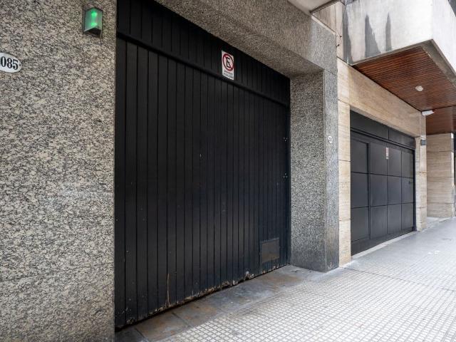 Libertador, 828 Piso 2, Unidad B
