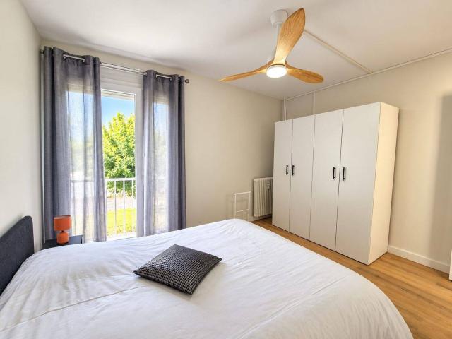 LIBOURNE – CHARMANT T2 MEUBLÉ AVEC BALCON – 55 M²