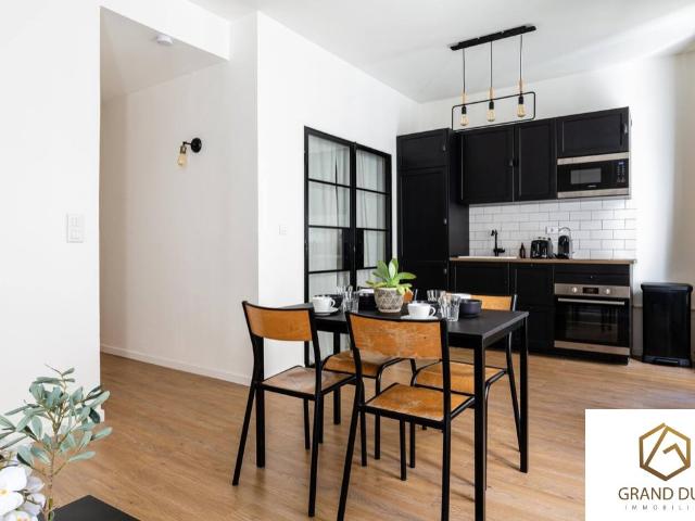 LIBRE EN SEPTEMBRE Annonce Location Meublée: Appartement T3 au Panier, Marseille