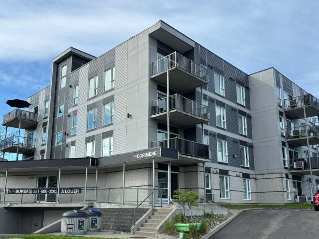 Libre Lévis centre ville, Penthouse 3 1/2 + bureau