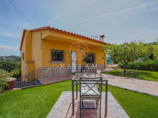 Licencia Turística Esta encantadora casa independiente, ubic. 150m² Maçanet de la Selva