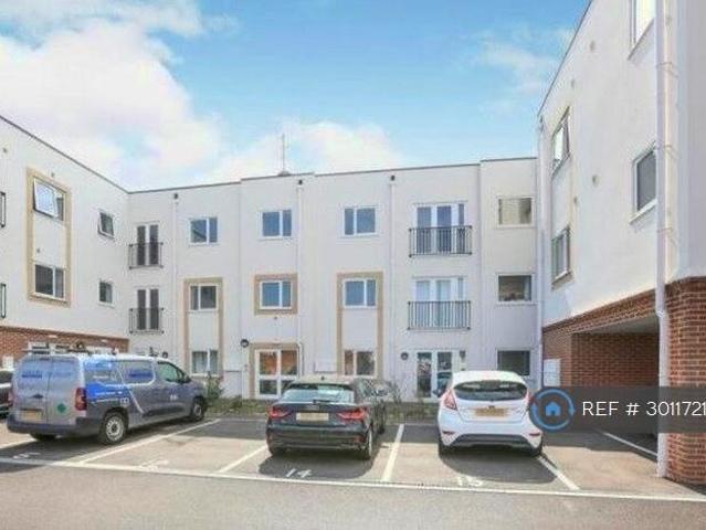 Lichfield House, Willenhall, WV12 2 bed flat to rent £795 pcm £183 pw