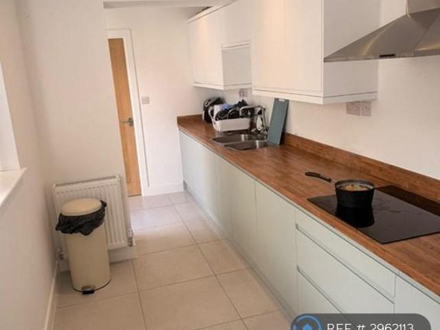 Lichfield St, Walsall, WS4 1 bed in a house share to rent £292 pcm £67 pw