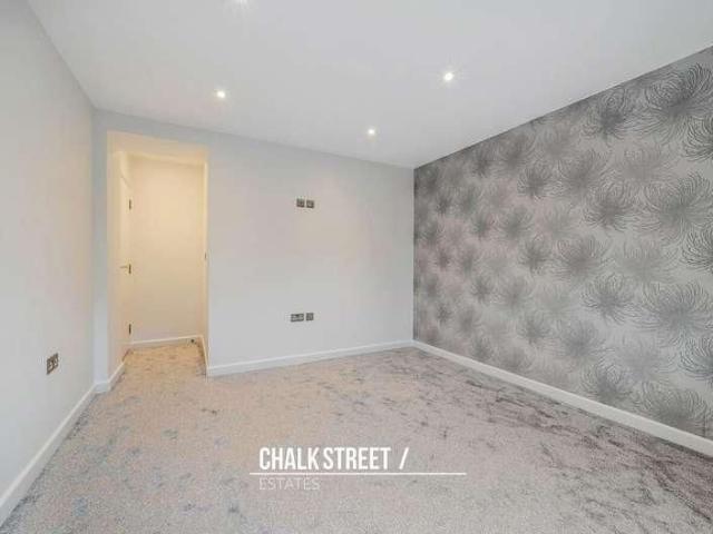 Lichfield Terrace, Upminster, Greater London, RM14
