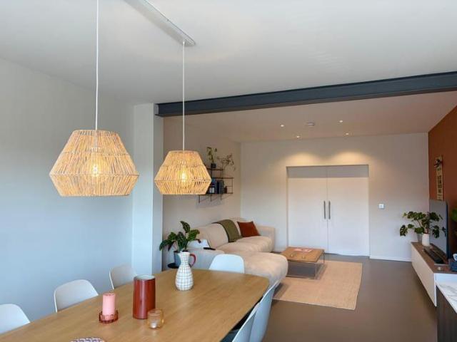 Licht 1 slpk app. met moderne keuken & badkamer