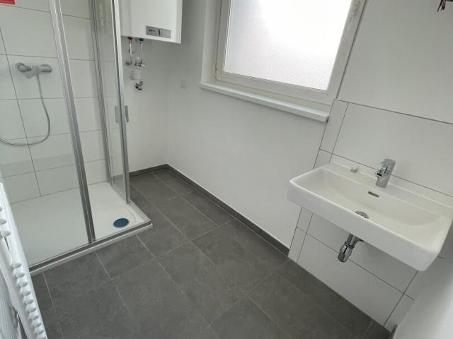 licht durchflutete 3 zimmerwohnung mit sonnigem balkon!