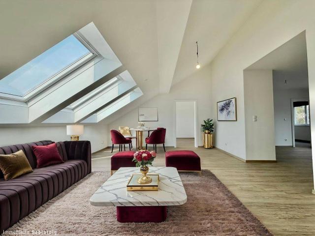 LICHT RAUM LEBEN! DACHGESCHOSSWOHNUNG mit Stadtblick in Top Lage!