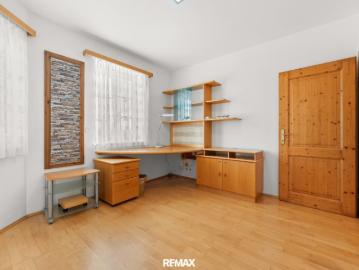 Licht, Raum & Lebensqualität Gepflegtes Einfamilienhaus mit Garten & Sauna