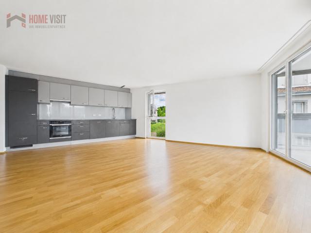 Licht, Raum & Lebensqualität – stilvolle 4½ Zimmerwohnung in Dornach