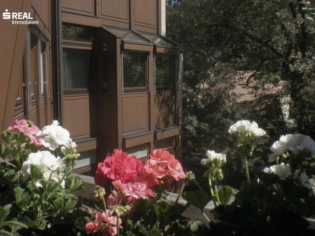 Lieblingsplatz inklusive: gemütlicher Balkon & ruhige Lage