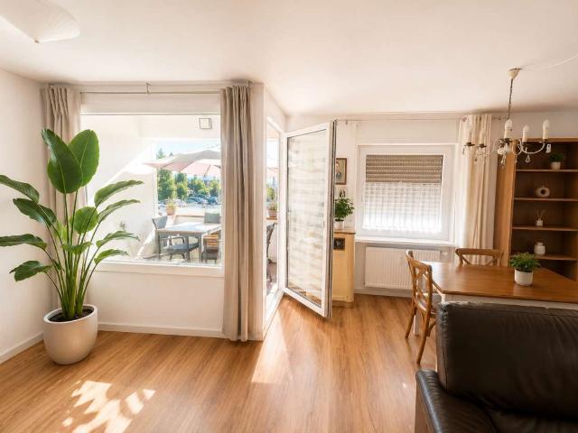 Licht, Raum und Lebensqualität – moderne 2 Zimmer Wohnung mit Balkon, Garten & Garage, Kapitalanlage