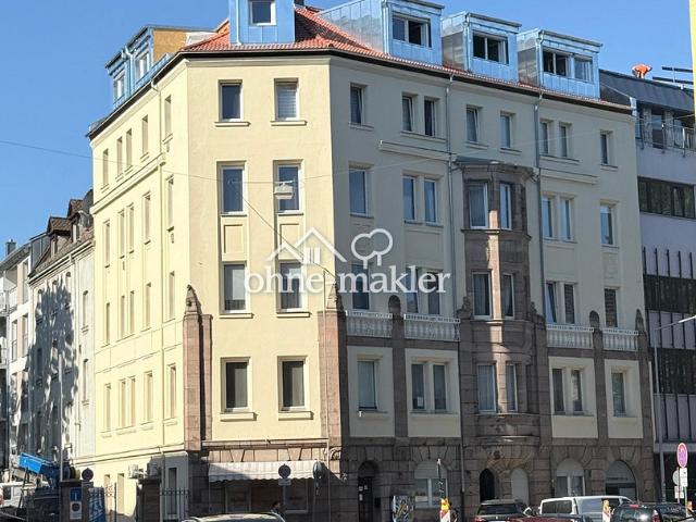 Lichtdurchflutete 4 Zi. Whg. mit Balkon und Einbauküche
