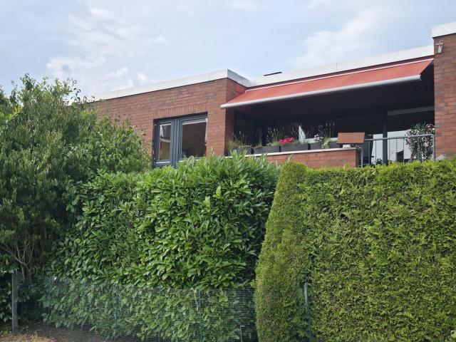 Lichtdurchflutete 4 Zimmer Wohnung mit 138 m², inkl. Tiefgarage und Balkon in Hamburg Bergedorf