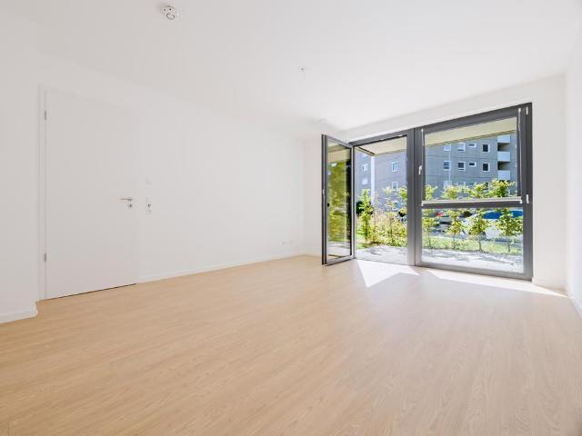 Lichtdurchflutete 4 Zimmer Wohnung mit zwei Terrassen