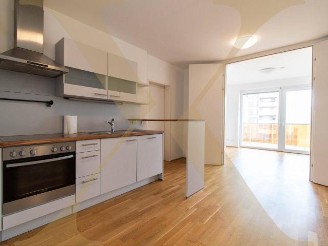 Lichtdurchflutete 3,5 Zimmer Wohnung samt moderner Einbauküche und großzügigem Balkon in Linz zu vermieten!