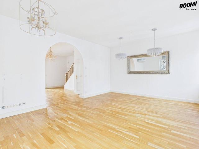 Lichtdurchflutete 4 Zimmer Maisonette | 120 m² | Terrasse & Balkon | Klimaanlage | 1210 Wien