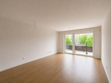Lichtdurchflutete 4 Zimmerwohnung mit einzigartiger Außenfläche