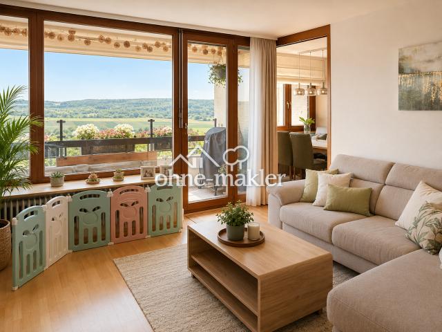 Lichtdurchflutete 4,5 Zimmer Dachgeschosswohnung mit Panorama Fernsicht & Waldrandlage