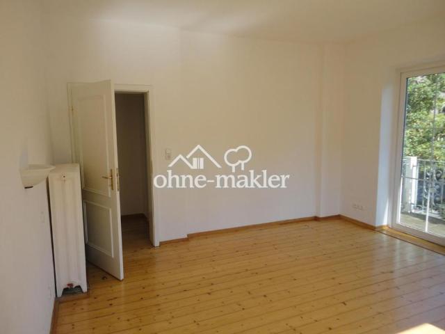 Lichtdurchflutete 4,5 Zimmerwohnung mit Balkon im oberen Göttinger Ostviertel