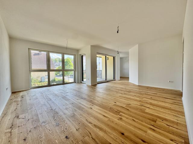 Lichtdurchflutete 94 m² Neubauwohnung mit vier Zimmern und Balkon in Achstetten!
