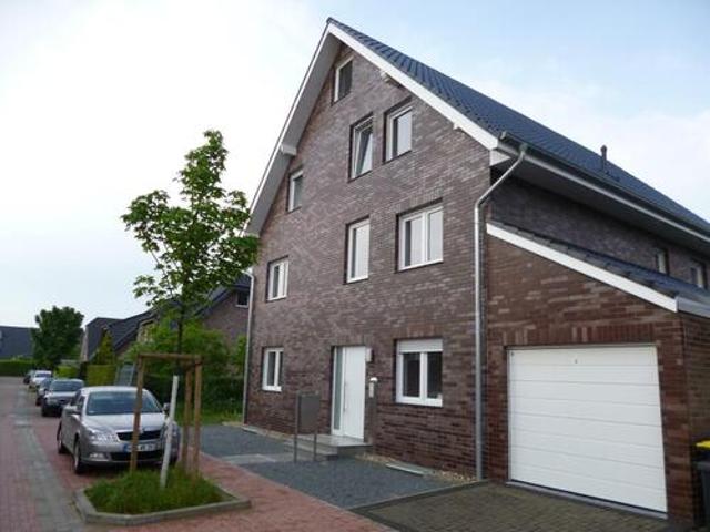 Lichtdurchflutete 123 qm Maisonette Wohnung!