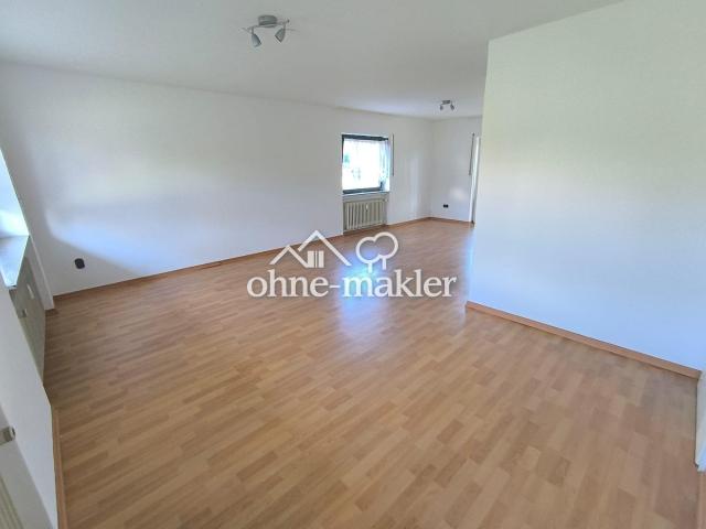 Lichtdurchflutete 1 Zimmer Erdgeschosswohnung mit Terrasse in Großen Linden