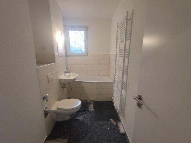 Lichtdurchflutete 2 Raum Wohnung mit neuem Grundriss & Balkon