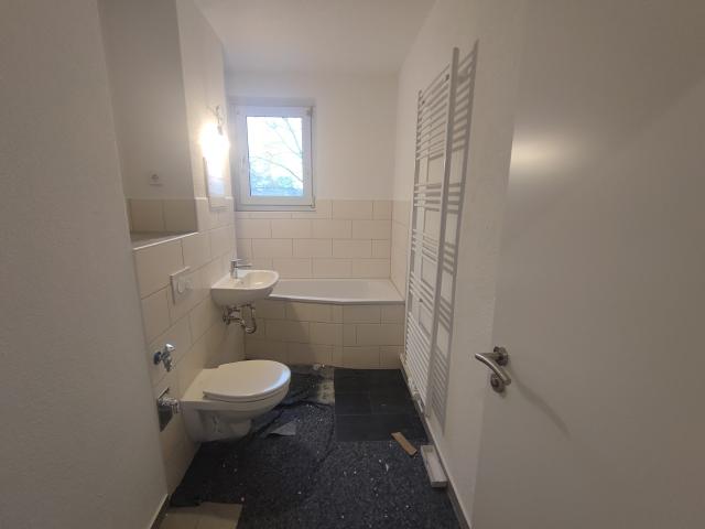 Lichtdurchflutete 2 Raum Wohnung mit neuem Grundriss & Balkon